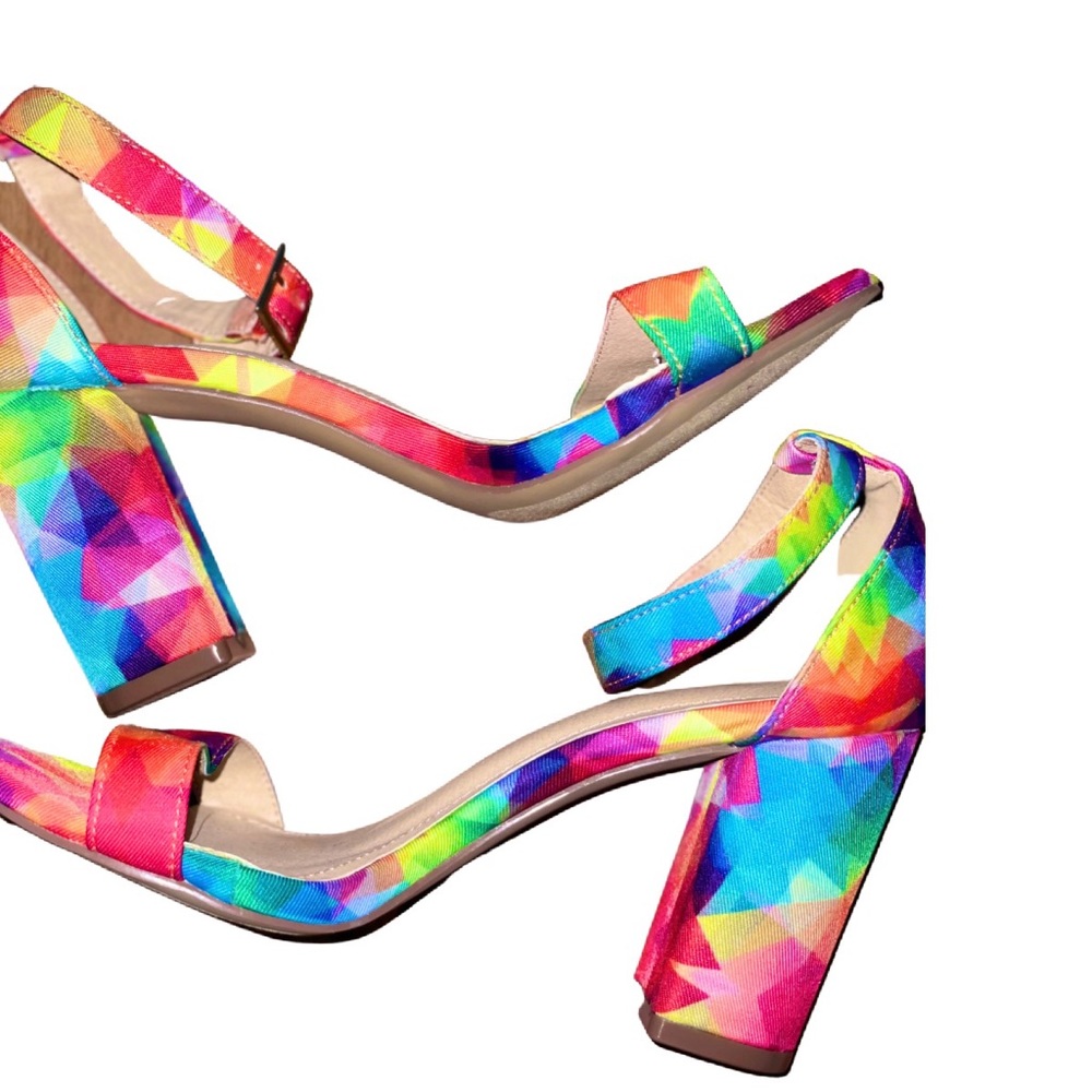 NEW! Lulu’s Colorblock Heels Size 7
